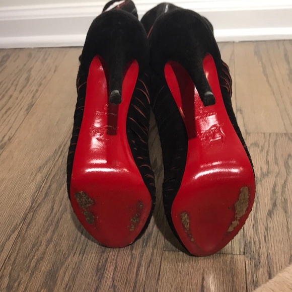 Christian Louboutin suede black boots - Picture 5 of 7